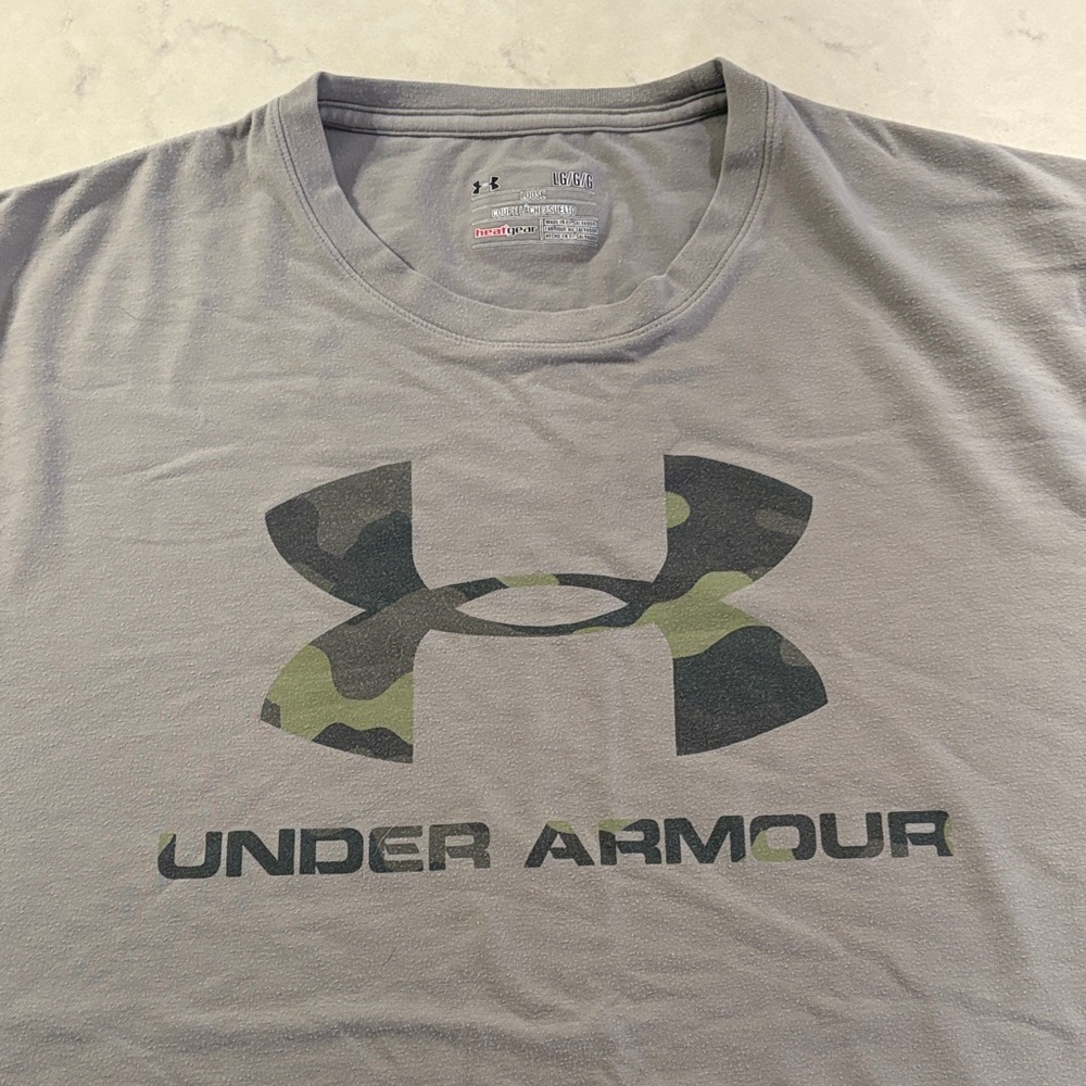 Under Armour Camo Logo Gray Tee